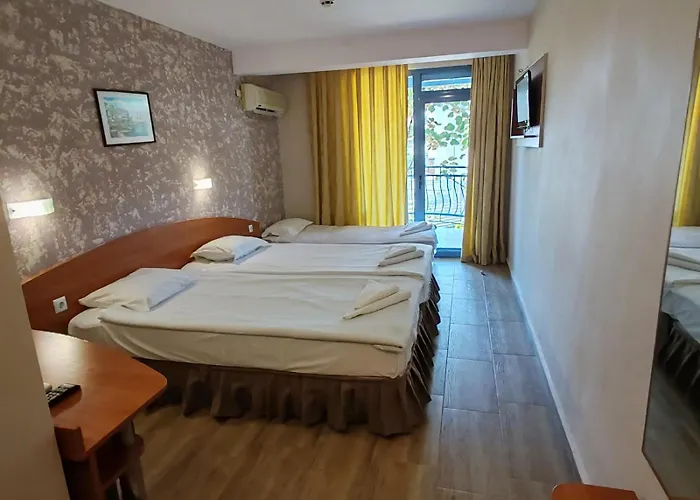 Paloma Hotel