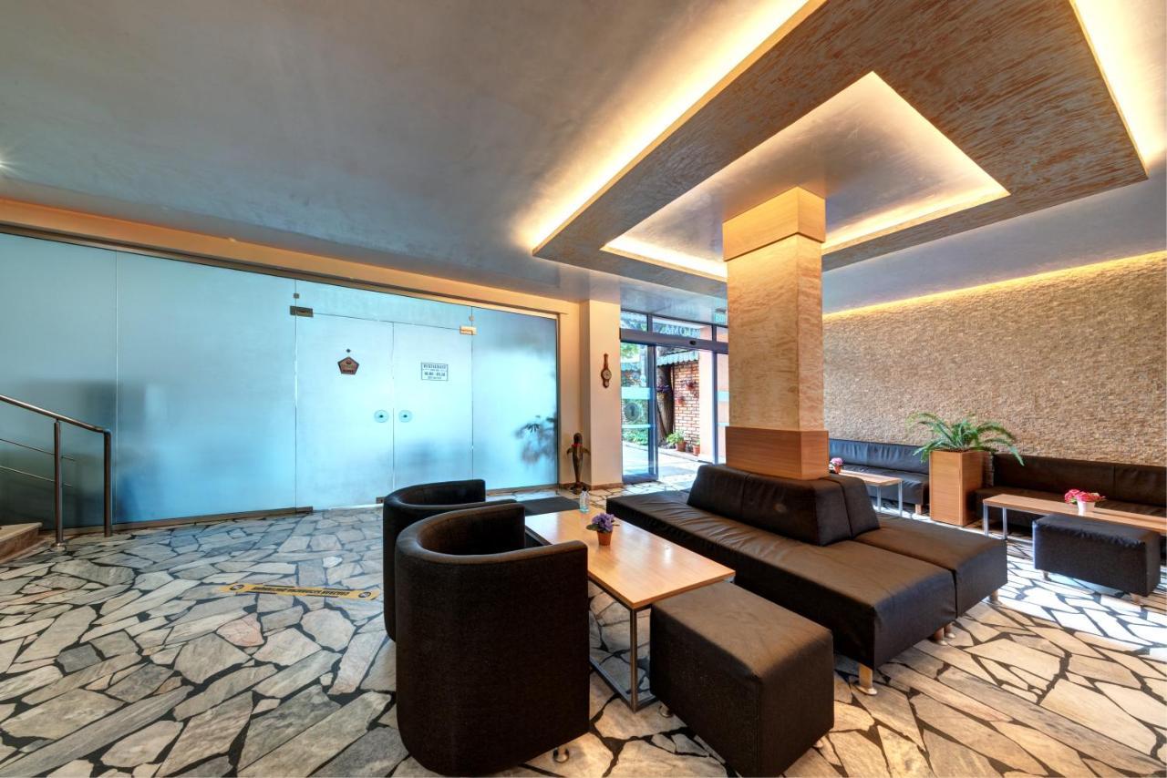 Hotel Paloma 3*