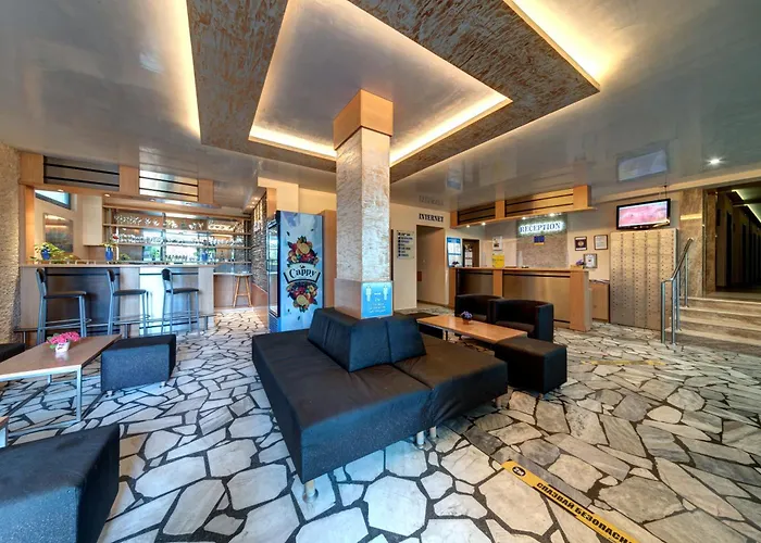 Paloma Hotel